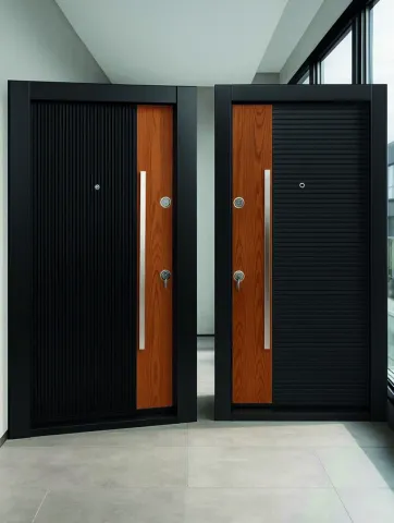 Entrance Door D004